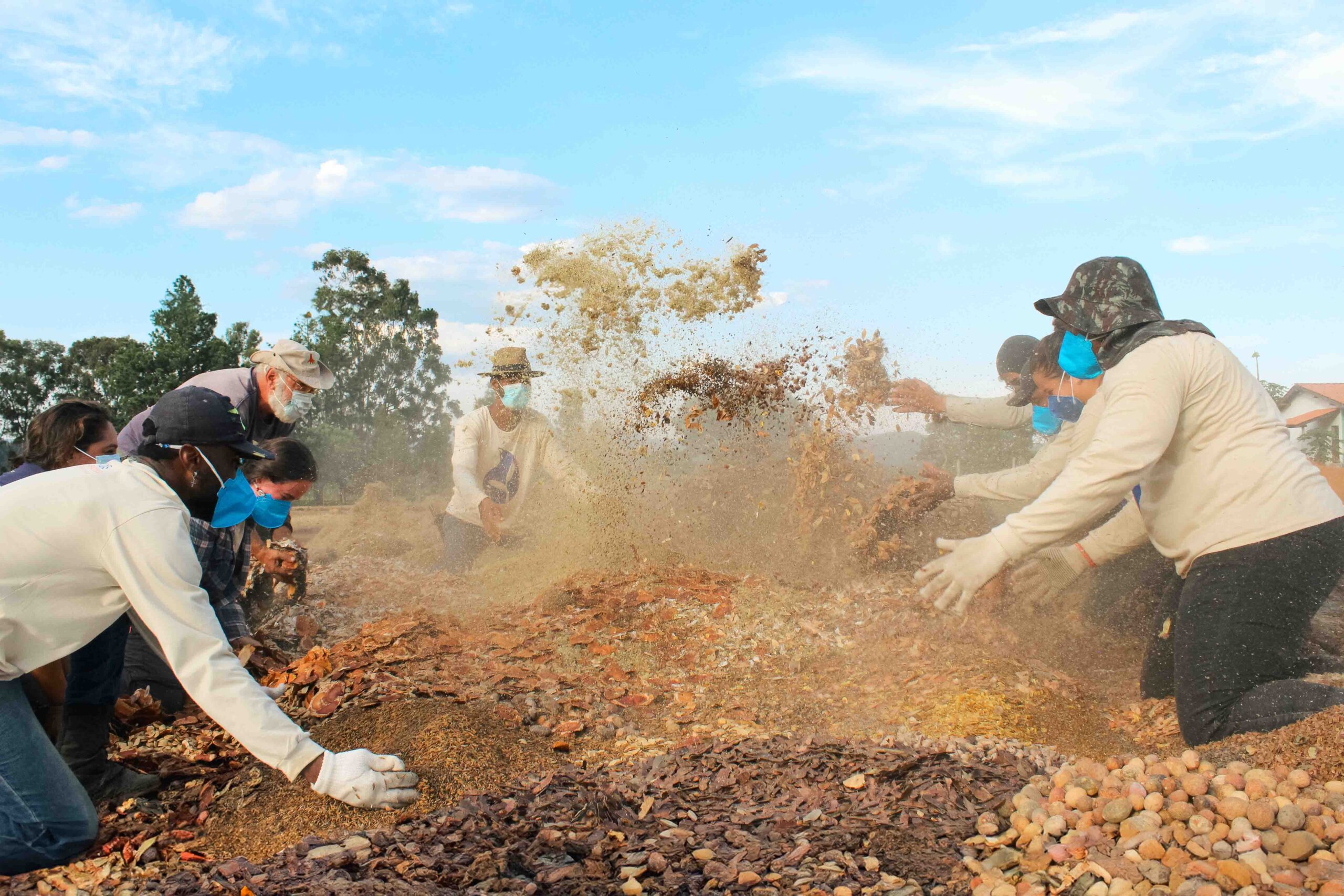 Oficina de Muvuca e Plantio de Unidade Demonstrativa de Restauração Ecológica